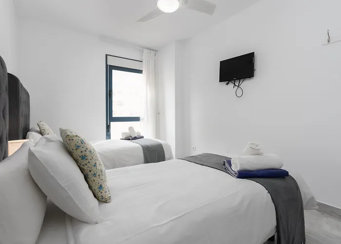3d Mtr - Temporary Rent Two Bedrooms Old Town 아파트