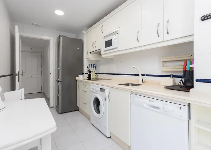 3d Mtr - Temporary Rent Two Bedrooms Old Town 아파트 *