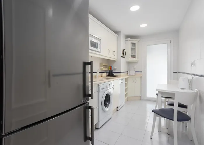 3d Mtr - Temporary Rent Two Bedrooms Old Town 아파트 *