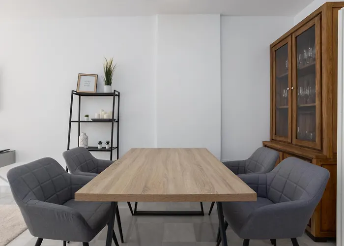 3d Mtr - Temporary Rent Two Bedrooms Old Town